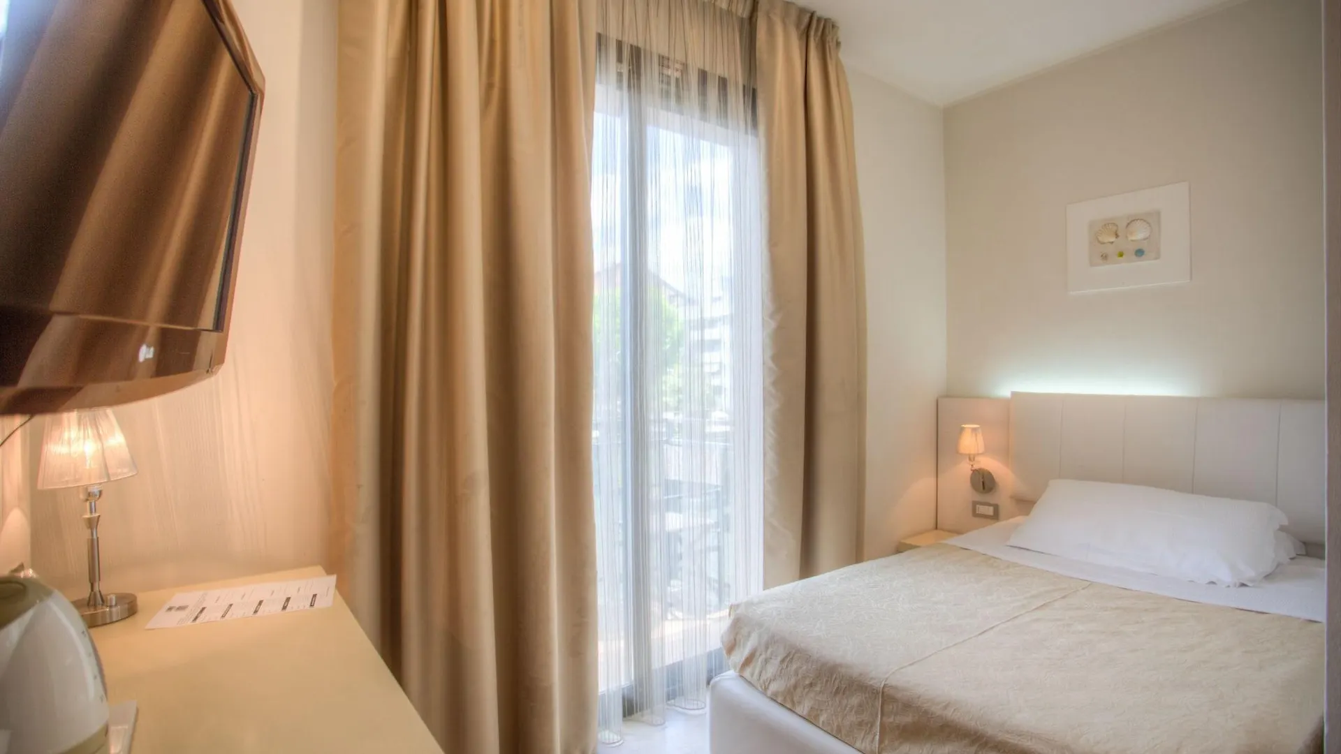 Ferretti Beach Hotel Rimini
