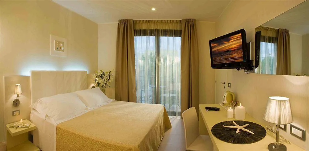 ****  Ferretti Beach Hotel Rimini Itálie