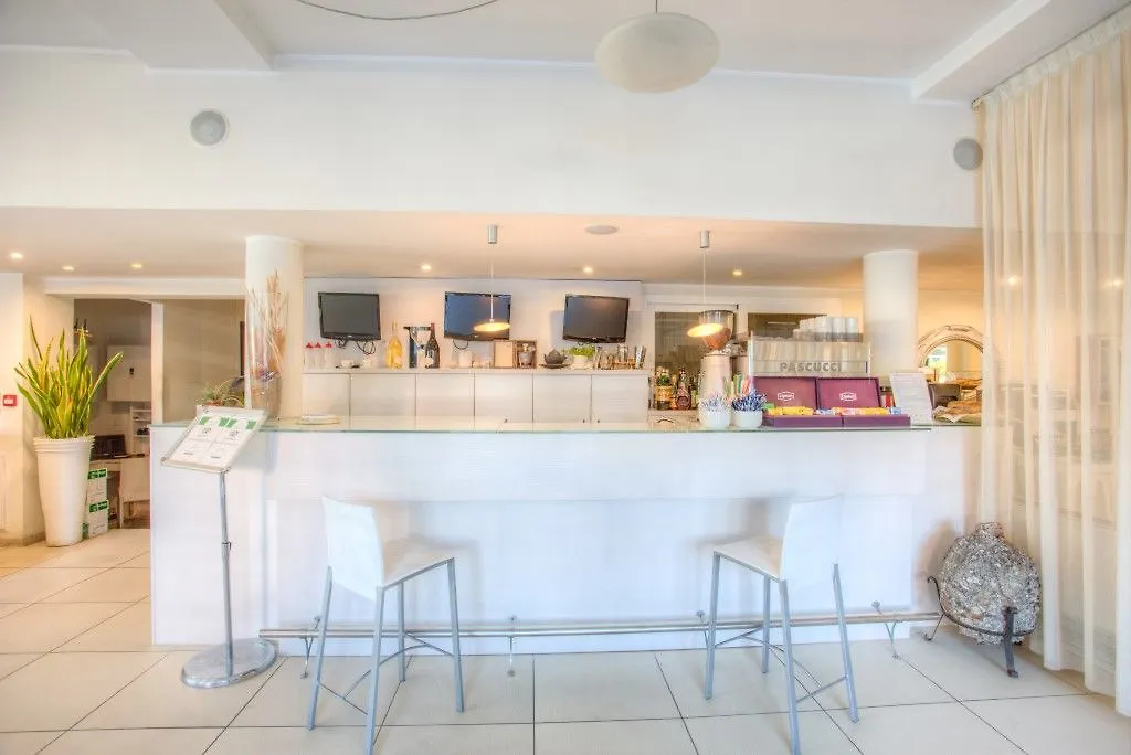 ****  Ferretti Beach Hotel Rimini Italia