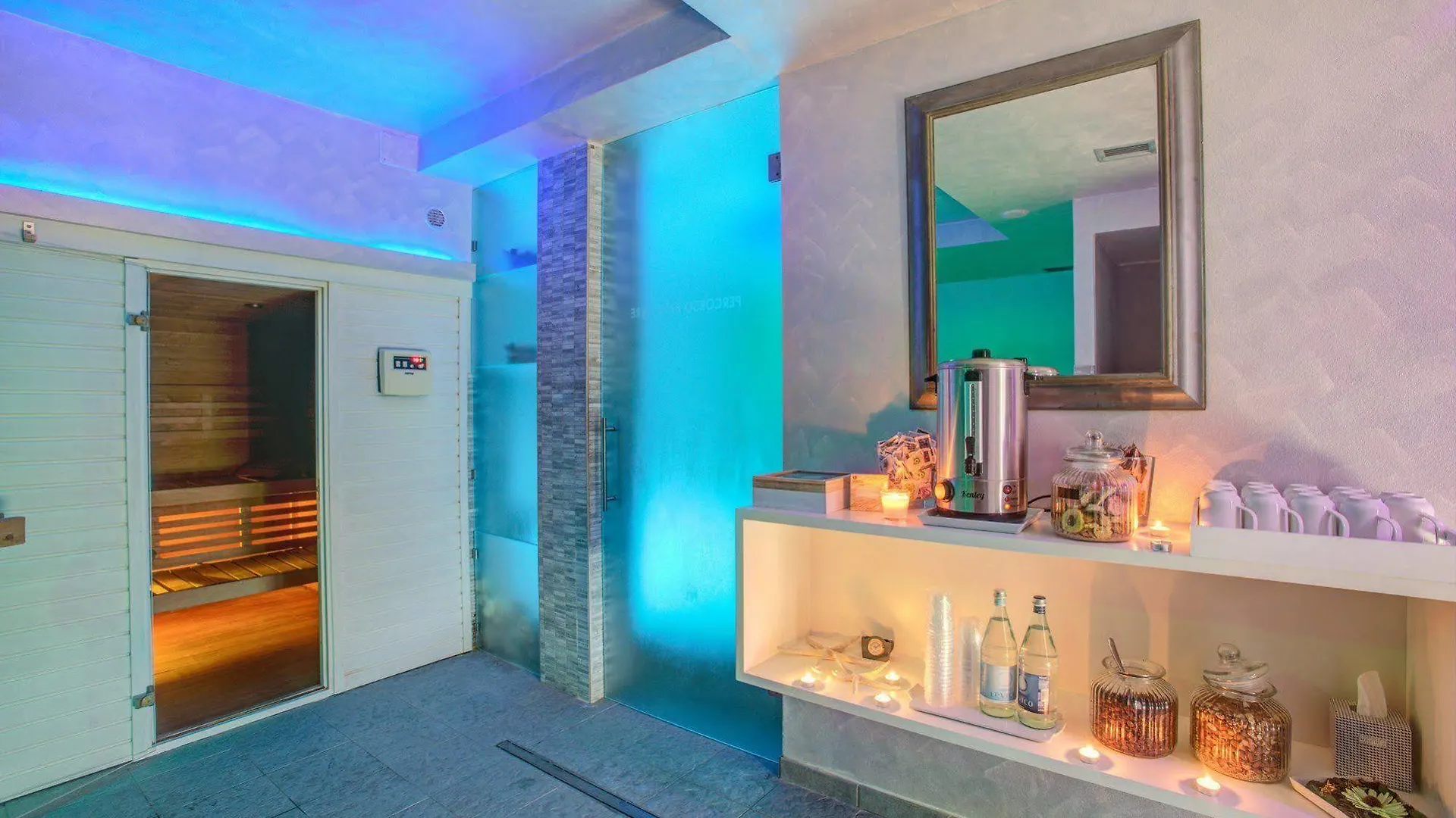 Ferretti Beach Hotel Rimini